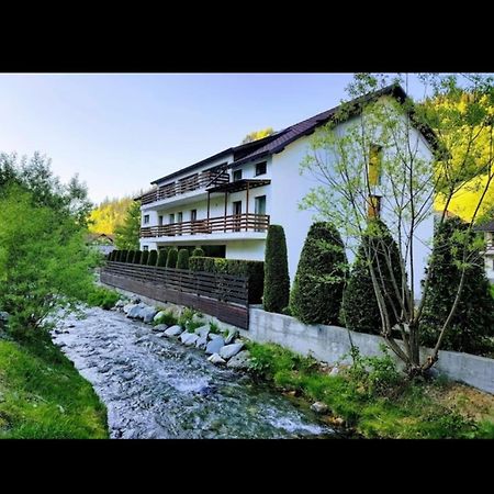 House Of River Moeciu De Sus Exterior photo